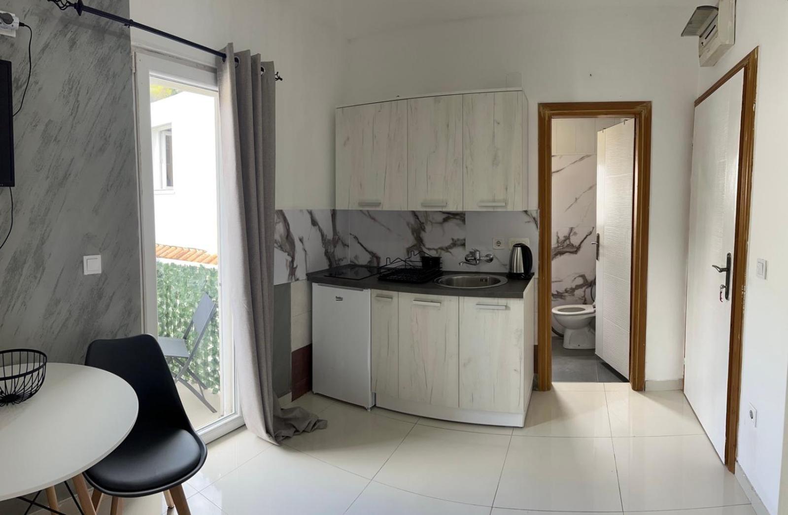 As Apartment