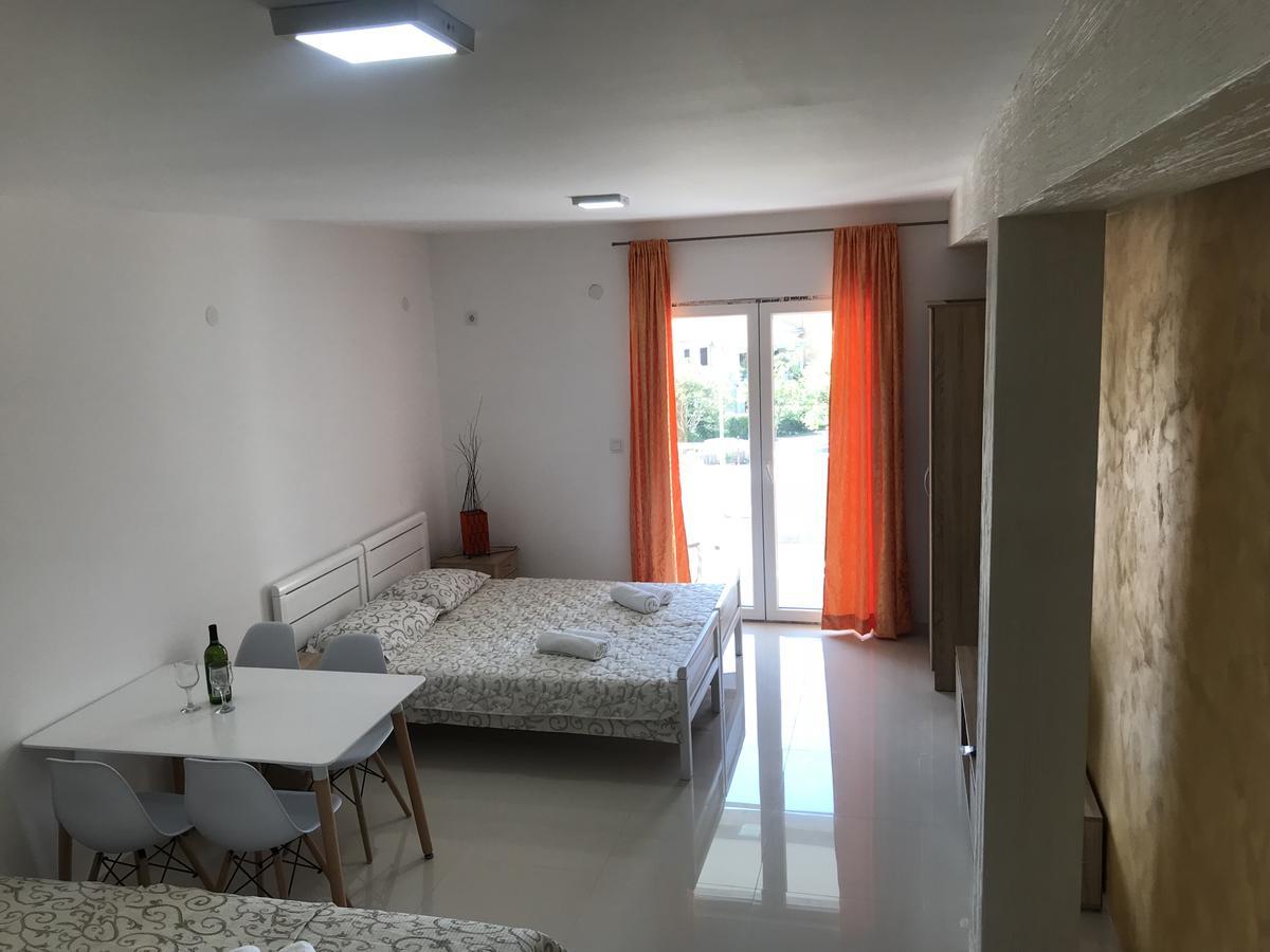 Apartment As