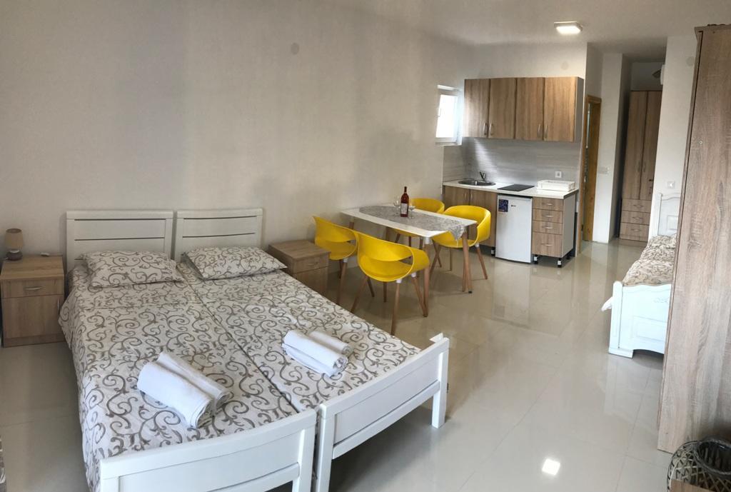 As Apartment